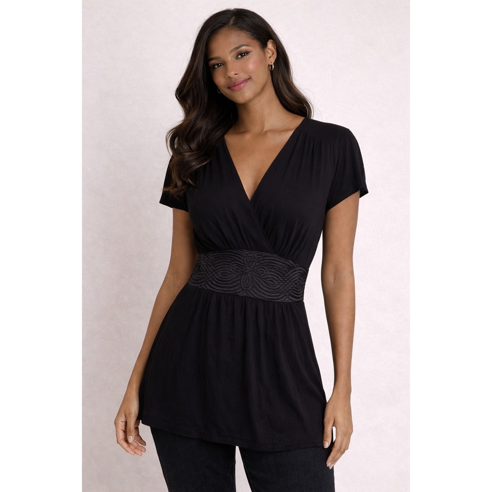 Banana Republic- Black Y2K Trendy Black Top Size XS